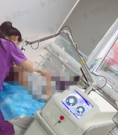 西京医院薛萍激光祛斑手术过程